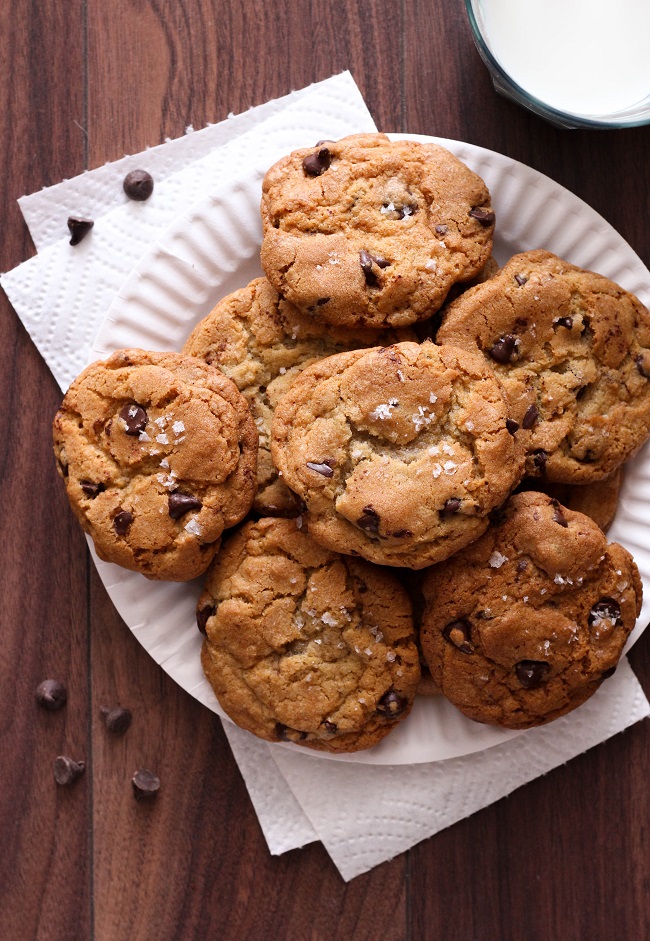 chocolate chip cookies