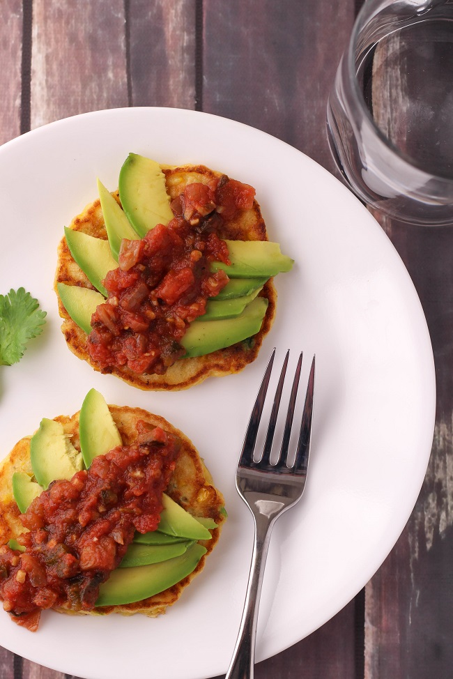 http://www.cookingismessy.com/wp-content/uploads/2016/07/Salsa_Avocado_Corn_Fritter.jpg