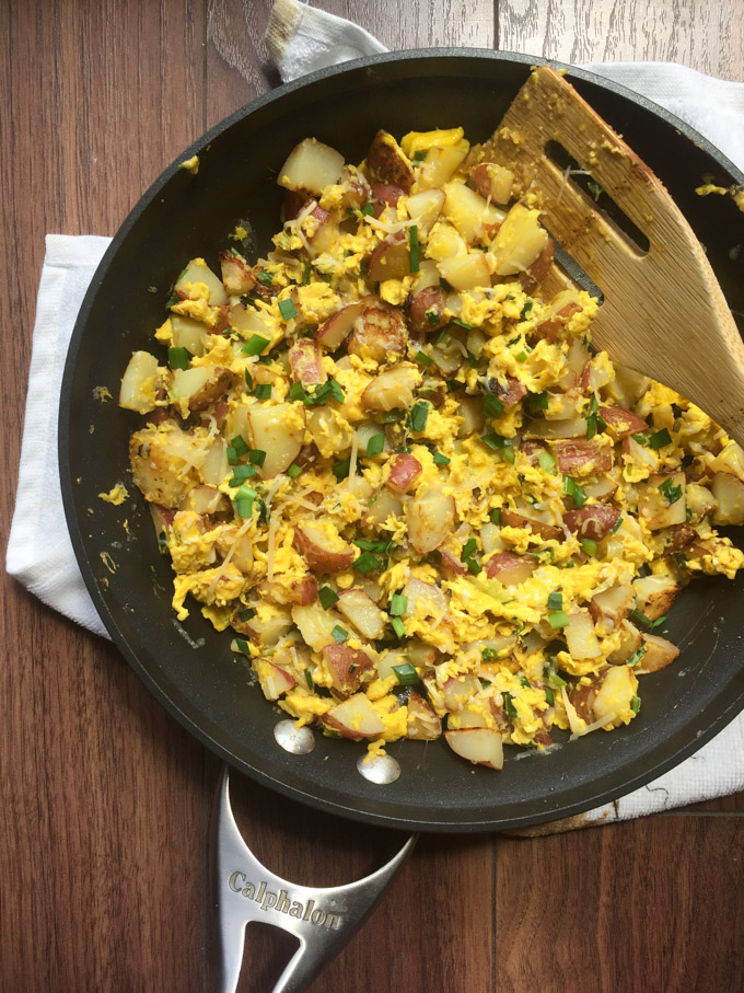 http://www.cookingismessy.com/wp-content/uploads/2017/06/potato_duck_egg_scramble.jpg